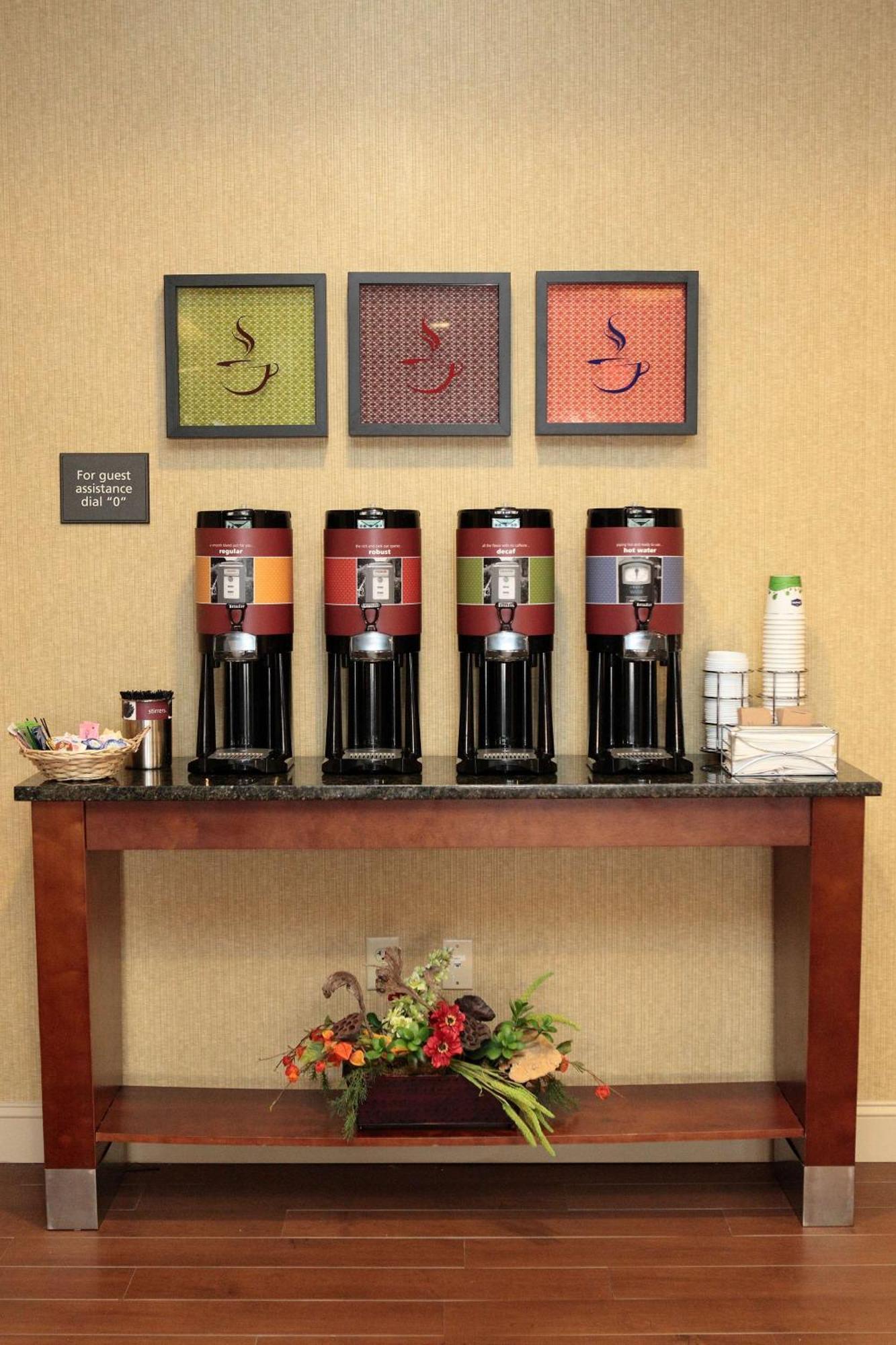 Hampton Inn Milan Ngoại thất bức ảnh