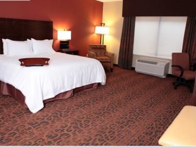 Hampton Inn Milan Ngoại thất bức ảnh