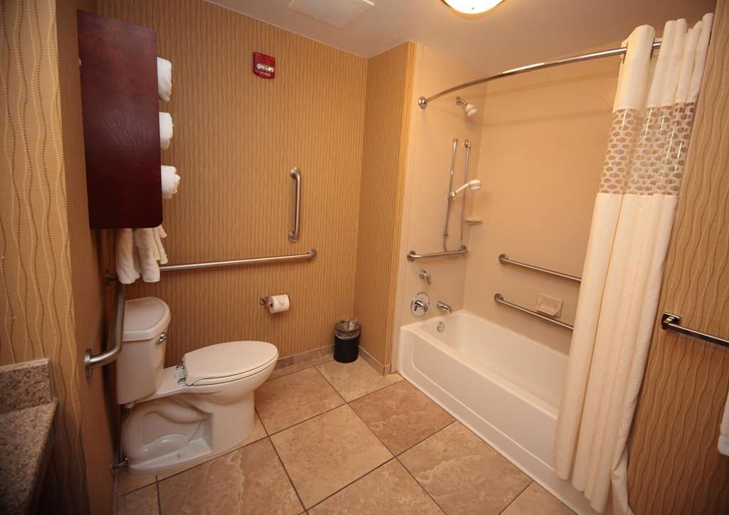 Hampton Inn Milan Phòng bức ảnh