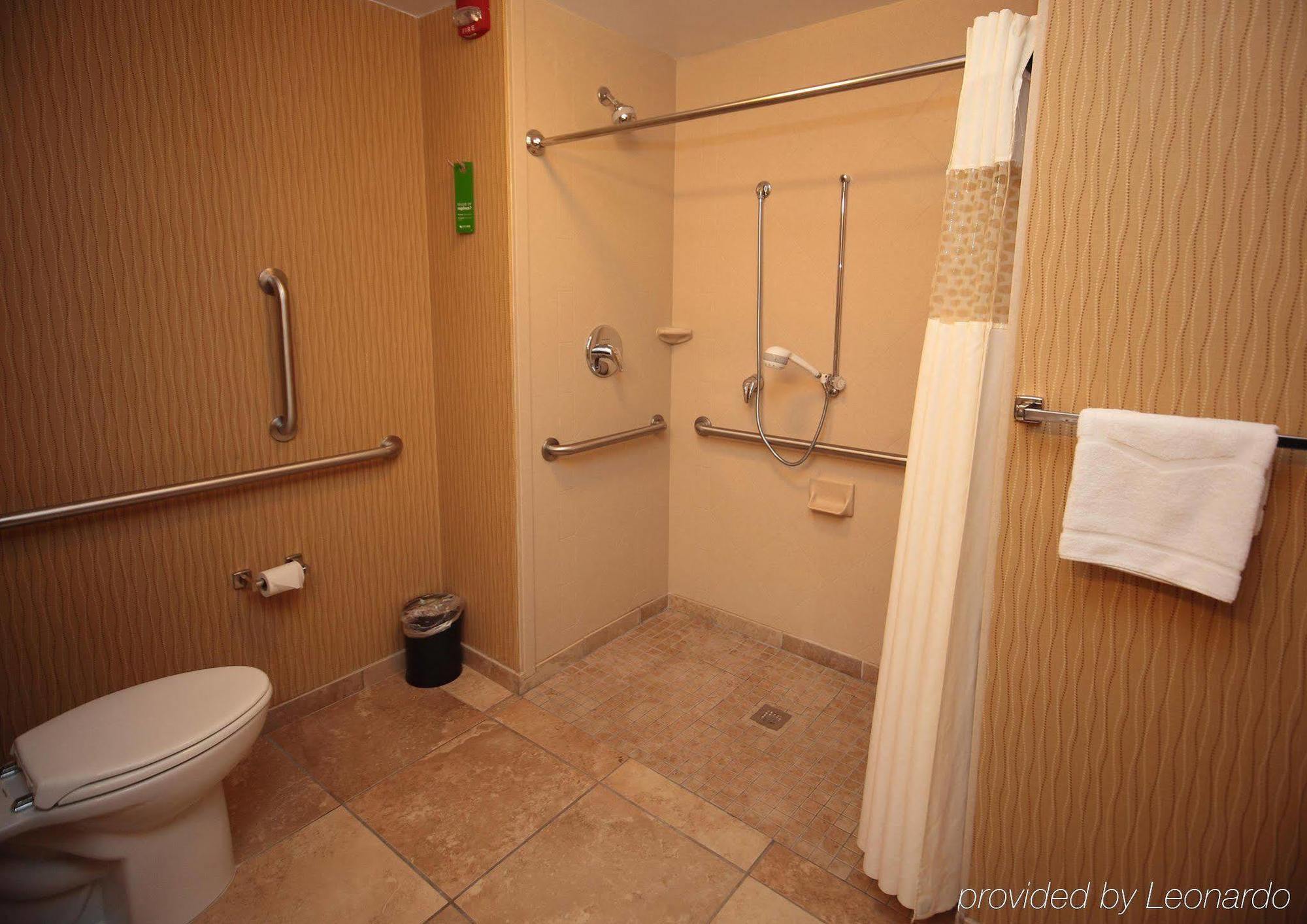Hampton Inn Milan Ngoại thất bức ảnh